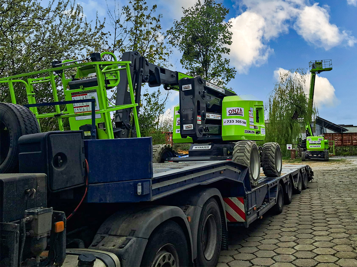 Podnośnik Zoomlion podczas transportu